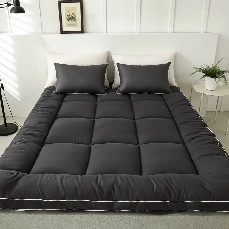 여름 토퍼는 냉감보다 바닥 느낌과 세탁을 먼저 봐요 🛏️